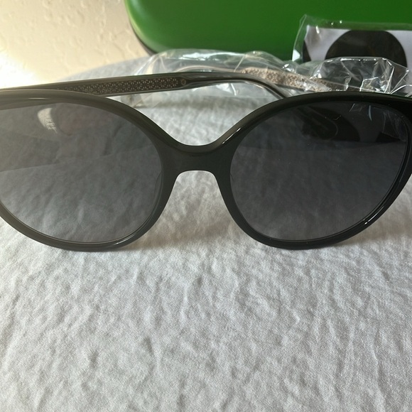 Kate Spade: Black Kimberlyns Singlasses- Gray Gradient - Picture 4 of 16